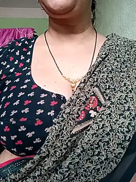 Snapshot of Rosy-B chatting on 13, 1, 2026 Rosy-B online show from 13, 1, 2026