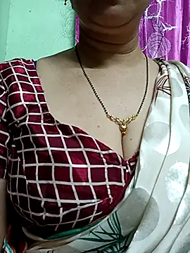 Snapshot of Rosy-B chatting on 11, 2, 2026 Rosy-B online show from 11, 2, 2026