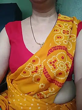 Snapshot of Rosy-B chatting on 6, 6, 2026 Rosy-B online show from 6, 6, 2026