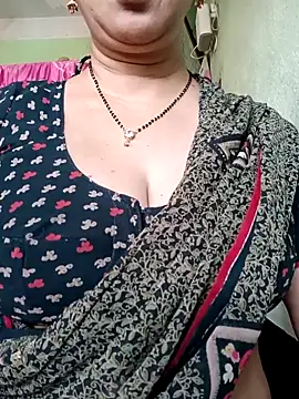 Rosy-B online show from 8, 11, 2025