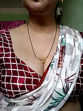 Snapshot of Rosy-B chatting on 19, 1, 2026 Rosy-B online show from 19, 1, 2026