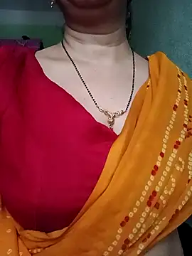 Snapshot of Rosy-B chatting on 10, 3, 2026 Rosy-B online show from 10, 3, 2026