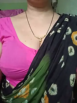 Snapshot of Rosy-B chatting on 30, 5, 2026 Rosy-B online show from 30, 5, 2026
