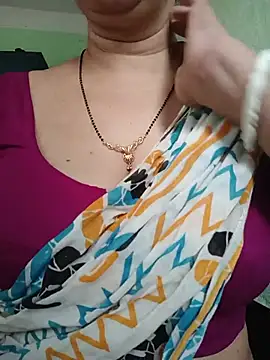 Snapshot of Rosy-B chatting on 27, 5, 2026 Rosy-B online show from 27, 5, 2026