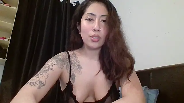 Snapshot of LorenaAnderson chatting on 21, 2, 2025 LorenaAnderson online show from 21, 2, 2025