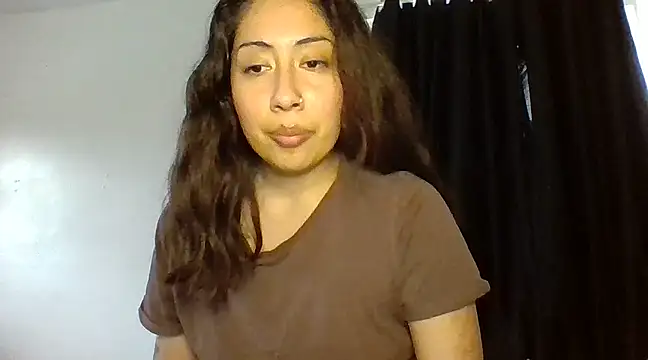 Snapshot of LorenaAnderson chatting on 15, 2, 2025 LorenaAnderson online show from 15, 2, 2025