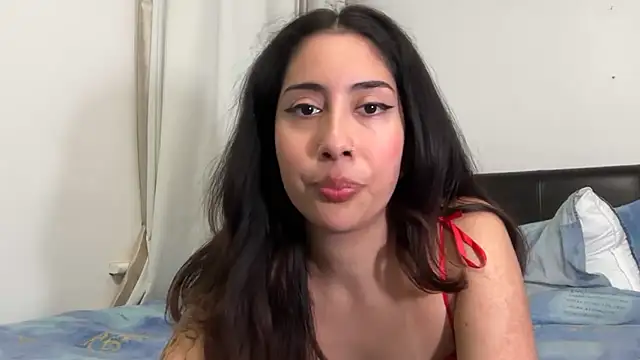 Snapshot of LorenaAnderson chatting on 4, 12, 2025 LorenaAnderson online show from 4, 12, 2025