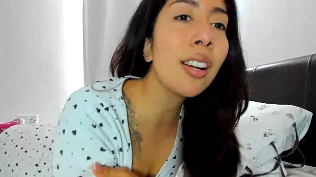 Snapshot of LorenaAnderson chatting on 13, 9, 2025 LorenaAnderson online show from 13, 9, 2025