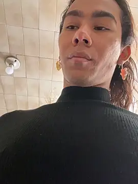 Scarlett Hot5 online show from 13, 10, 2025