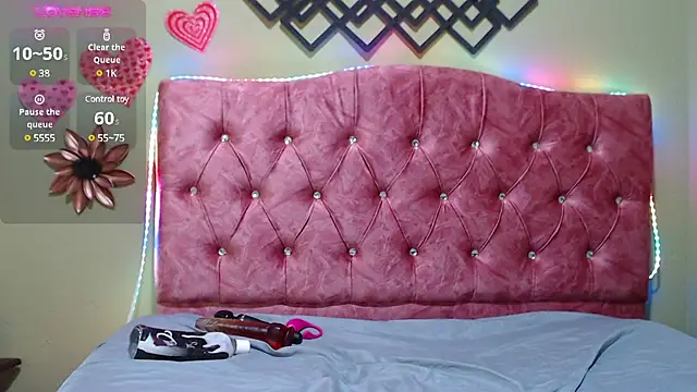 blue violette  online show from 15, 2, 2025