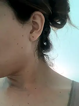 mariiahneedles online show from 9, 9, 2025