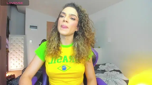 mariiahneedles online show from 11, 7, 2026