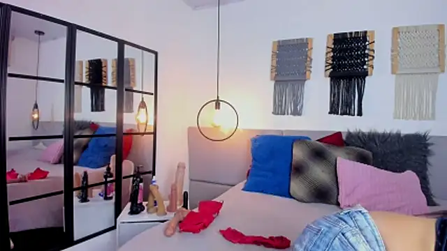 Sweet camille online show from 28, 3, 2026