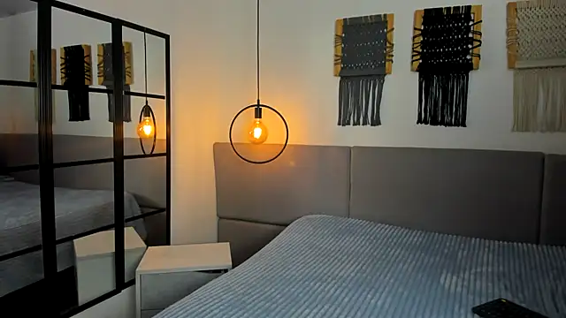 Sweet camille online show from 19, 11, 2025