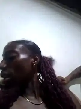 Snapshot of spicycouplex chatting on 20, 12, 2025 spicycouplex online show from 20, 12, 2025