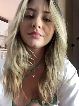 SaraFerreira online show from 17, 2, 2025