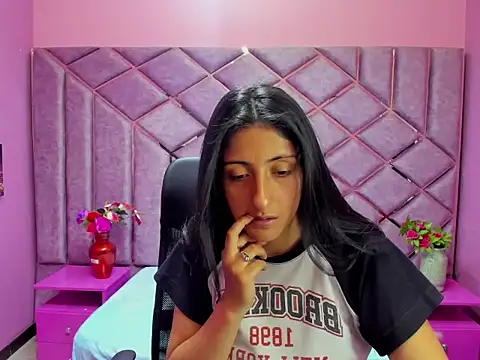 Cameron cutte online show from 3, 11, 2025