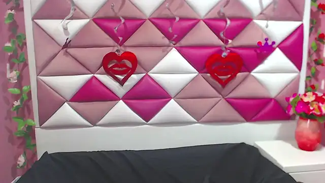 Cameron cutte online show from 2, 3, 2025