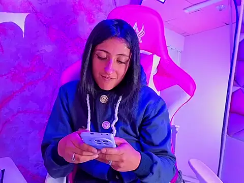 Cameron cutte online show from 21, 10, 2025