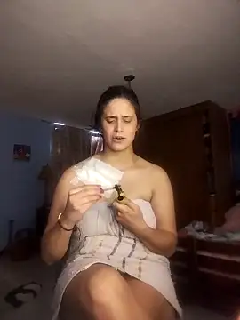 Catalinacandela online show from 14, 2, 2026