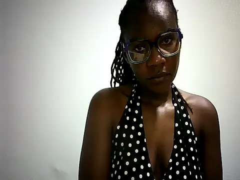 Pierra77 online show from 2, 12, 2025