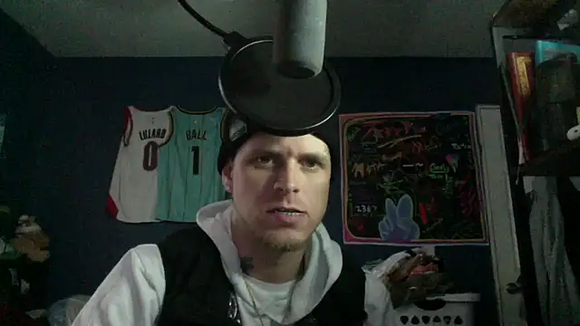 traejddd online show from 5, 4, 2026