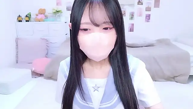 Snapshot of Suzu_ch_xx chatting on 30, 11, 2025 Suzu ch xx online show from 30, 11, 2025