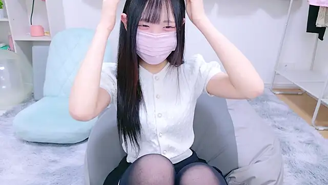 Snapshot of Suzu_ch_xx chatting on 21, 1, 2025 Suzu ch xx online show from 21, 1, 2025