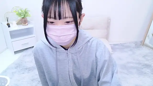 Snapshot of Suzu_ch_xx chatting on 1, 3, 2025 Suzu ch xx online show from 1, 3, 2025