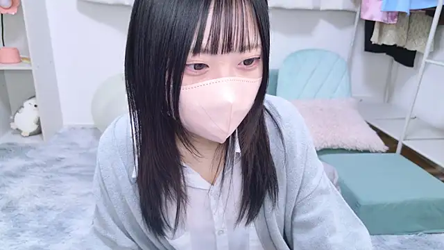 Snapshot of Suzu_ch_xx chatting on 17, 2, 2025 Suzu ch xx online show from 17, 2, 2025