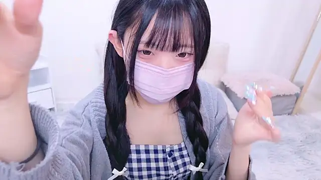 Snapshot of Suzu_ch_xx chatting on 30, 12, 2024 Suzu ch xx online show from 30, 12, 2024