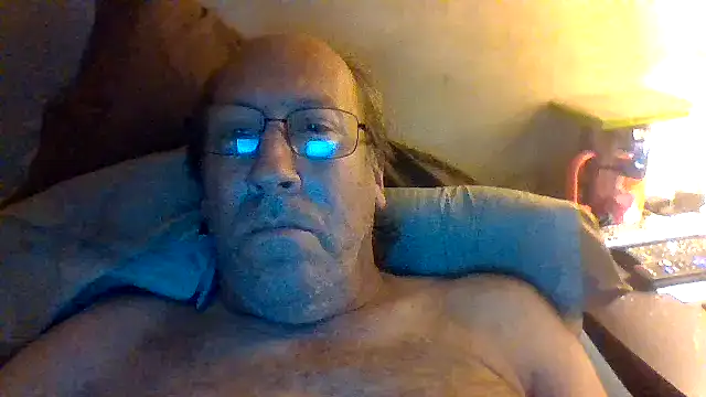 Snapshot of hornyrich69 chatting on 14, 7, 2026 hornyrich69 online show from 14, 7, 2026