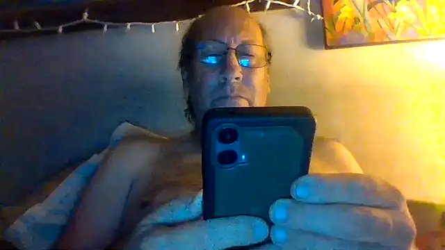 Snapshot of hornyrich69 chatting on 10, 7, 2026 hornyrich69 online show from 10, 7, 2026