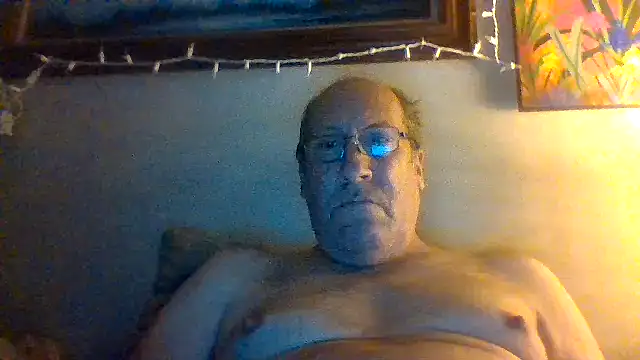 Snapshot of hornyrich69 chatting on 28, 2, 2026 hornyrich69 online show from 28, 2, 2026