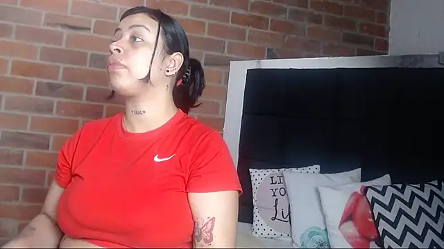 Snapshot of salome__hills1 chatting on 8, 1, 2025 salome hills1 online show from 8, 1, 2025