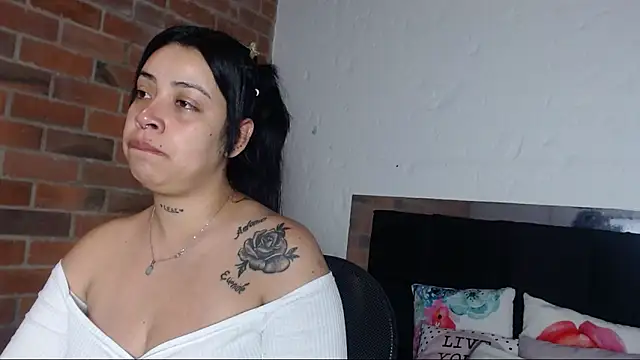 Snapshot of salome__hills1 chatting on 25, 1, 2025 salome hills1 online show from 25, 1, 2025