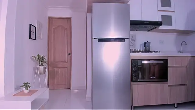 DannaHyde online show from 14, 9, 2025