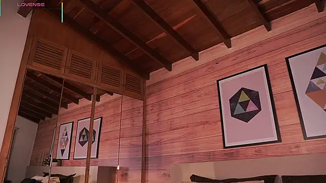 IzzyWild online show from 28, 11, 2025