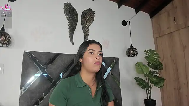 Snapshot of Bianca_zaens2 chatting on 14, 2, 2026 Bianca zaens2 online show from 14, 2, 2026