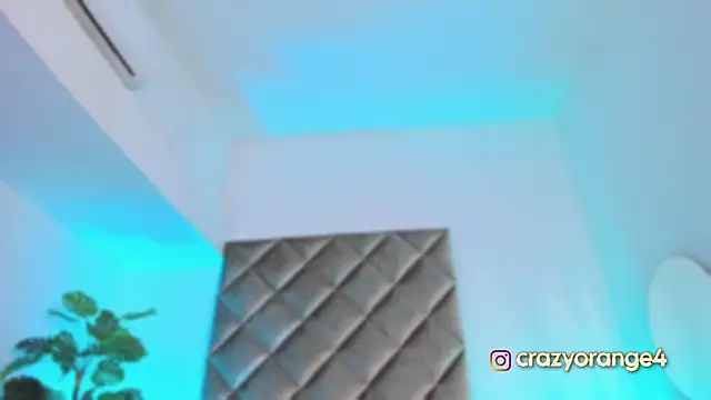 Crazyorange  online show from 9, 11, 2025