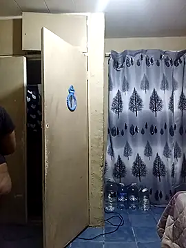 FreakyAngel3X online show from 21, 12, 2025