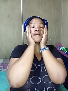 FreakyAngel3X online show from 13, 11, 2025