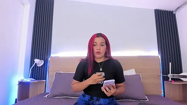 Chiqui milk  online show from 17, 9, 2025