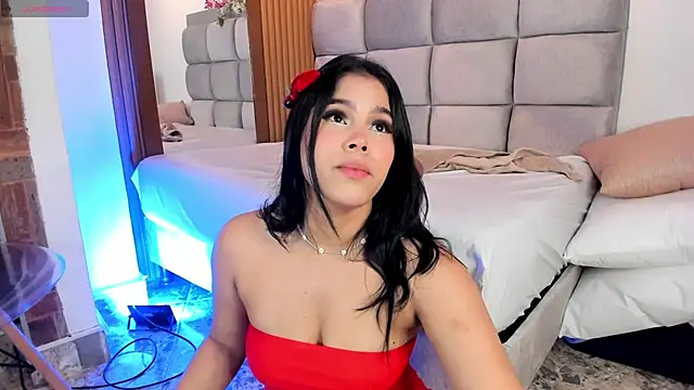 Natasha  Sccott online show from 9, 9, 2025