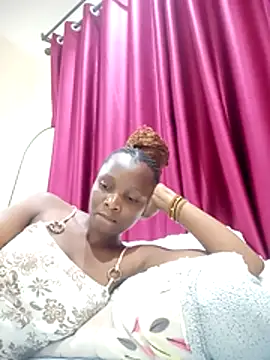 Naughty Girl17 online show from 19, 3, 2026