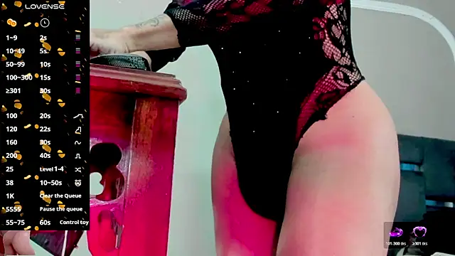 Jimena Grey online show from 4, 4, 2026