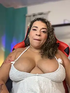 Snapshot of miss_grace_01 chatting on 5, 6, 2026 miss grace 01 online show from 5, 6, 2026
