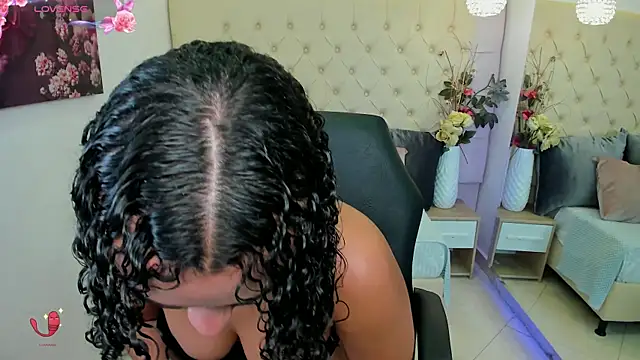 kitty kayo online show from 3, 10, 2025