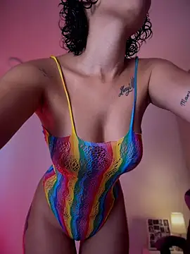 Hips hannah online show from 17, 7, 2026