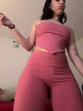 Hips hannah online show from 8, 3, 2025